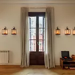 Hidalgo - Two Bedroom Apartment In Eixample